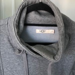UGG Jackets & Coats - UGG oversized poncho UGG Jackets & Coats - UGG oversized poncho